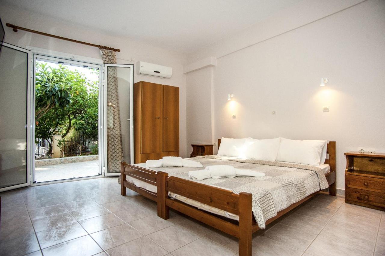 Captain Georgio Apartments Poros  Екстериор снимка